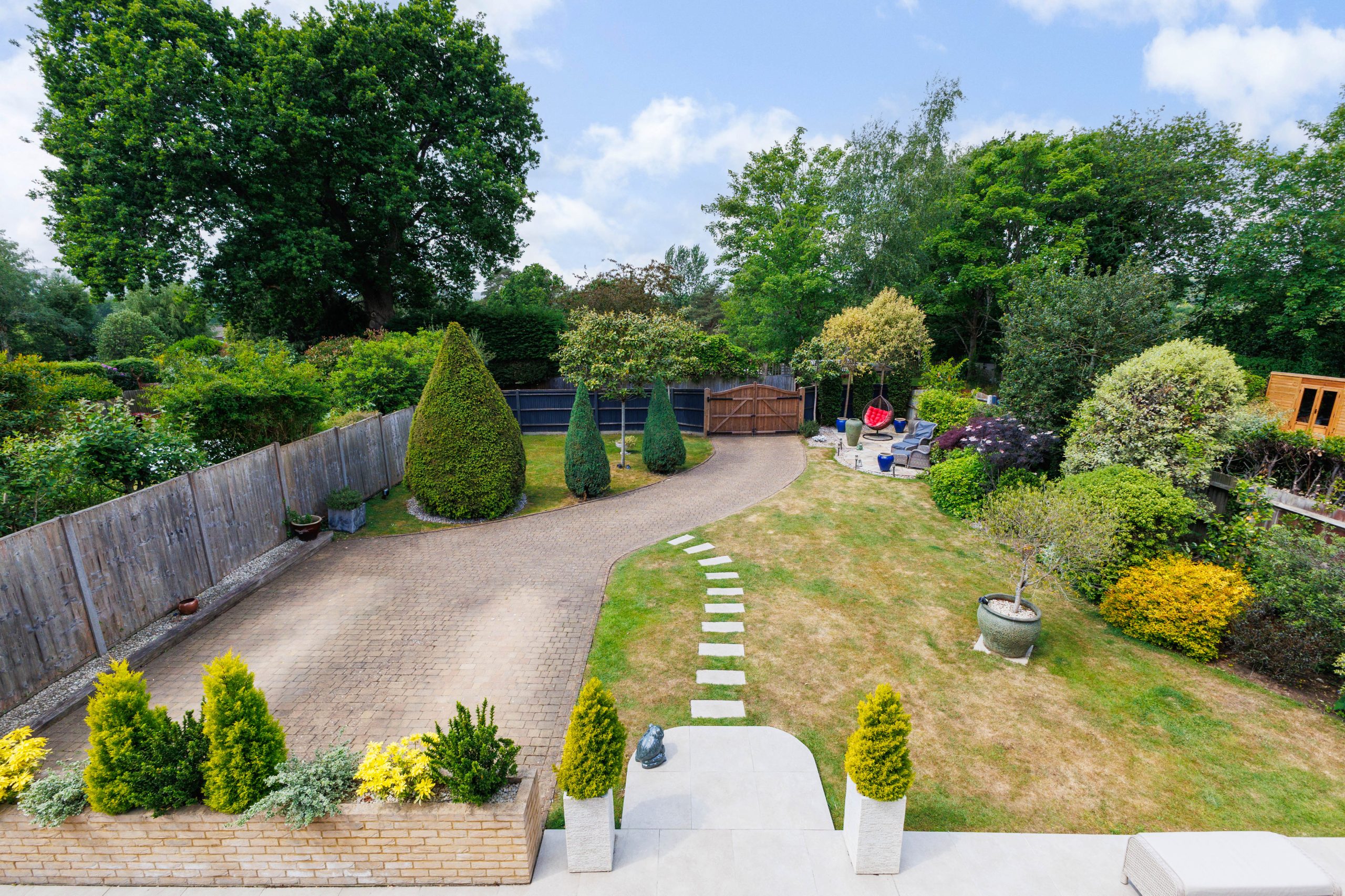 For Sale in Midhurst, Detached house with fine views